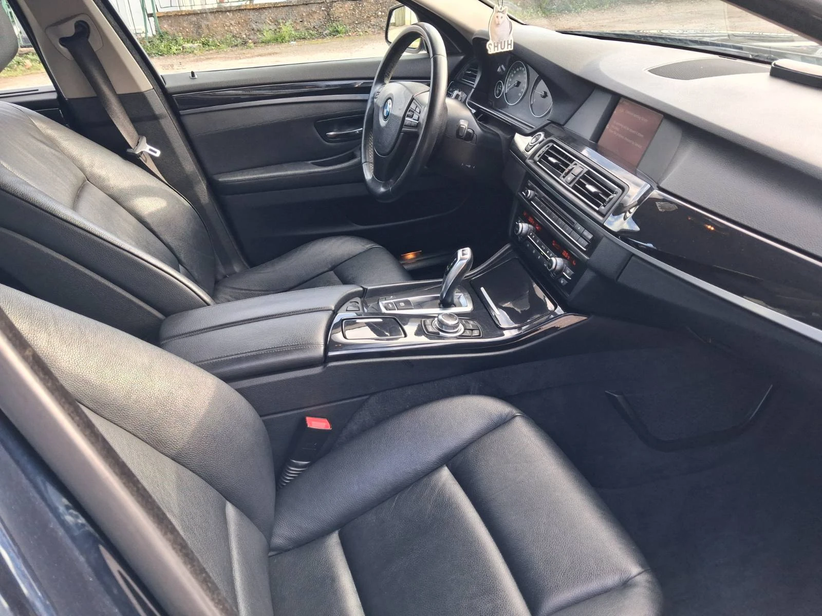 BMW 520 Всички екстри!, снимка 12 - Автомобили и джипове - 54043447