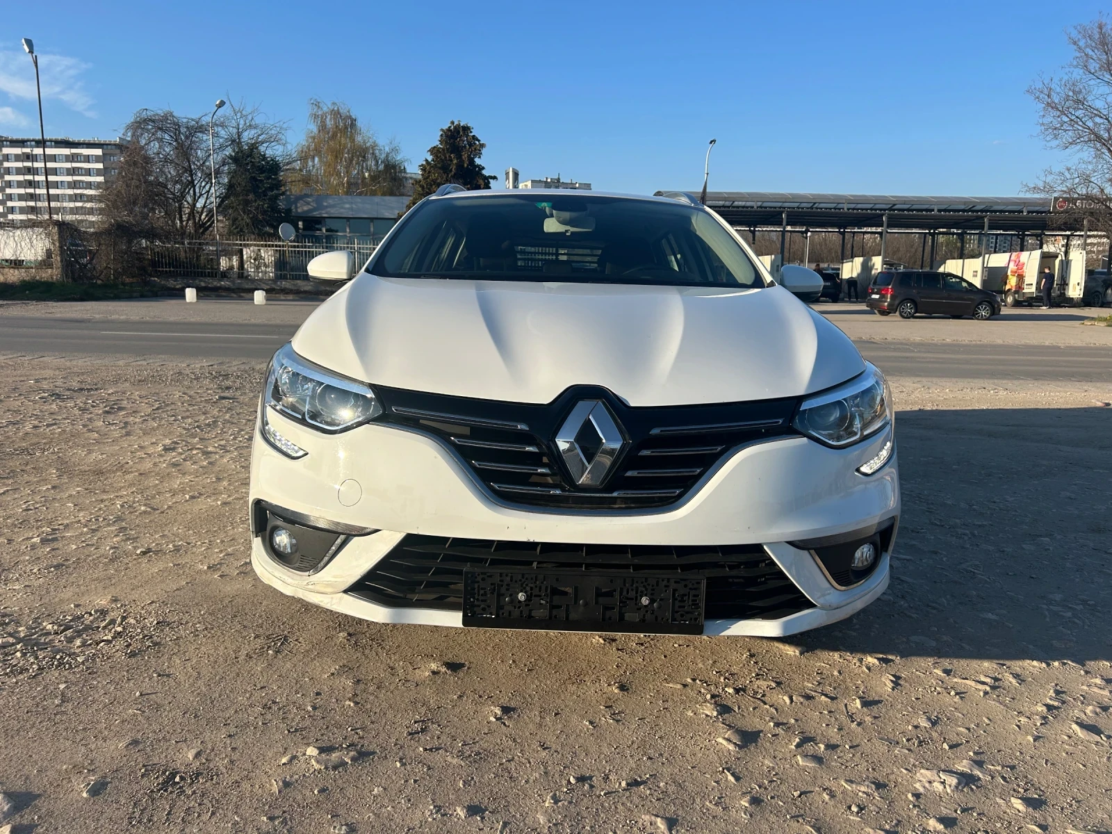Renault Megane 1.5dci Швейцария, снимка 7 - Автомобили и джипове - 54128464