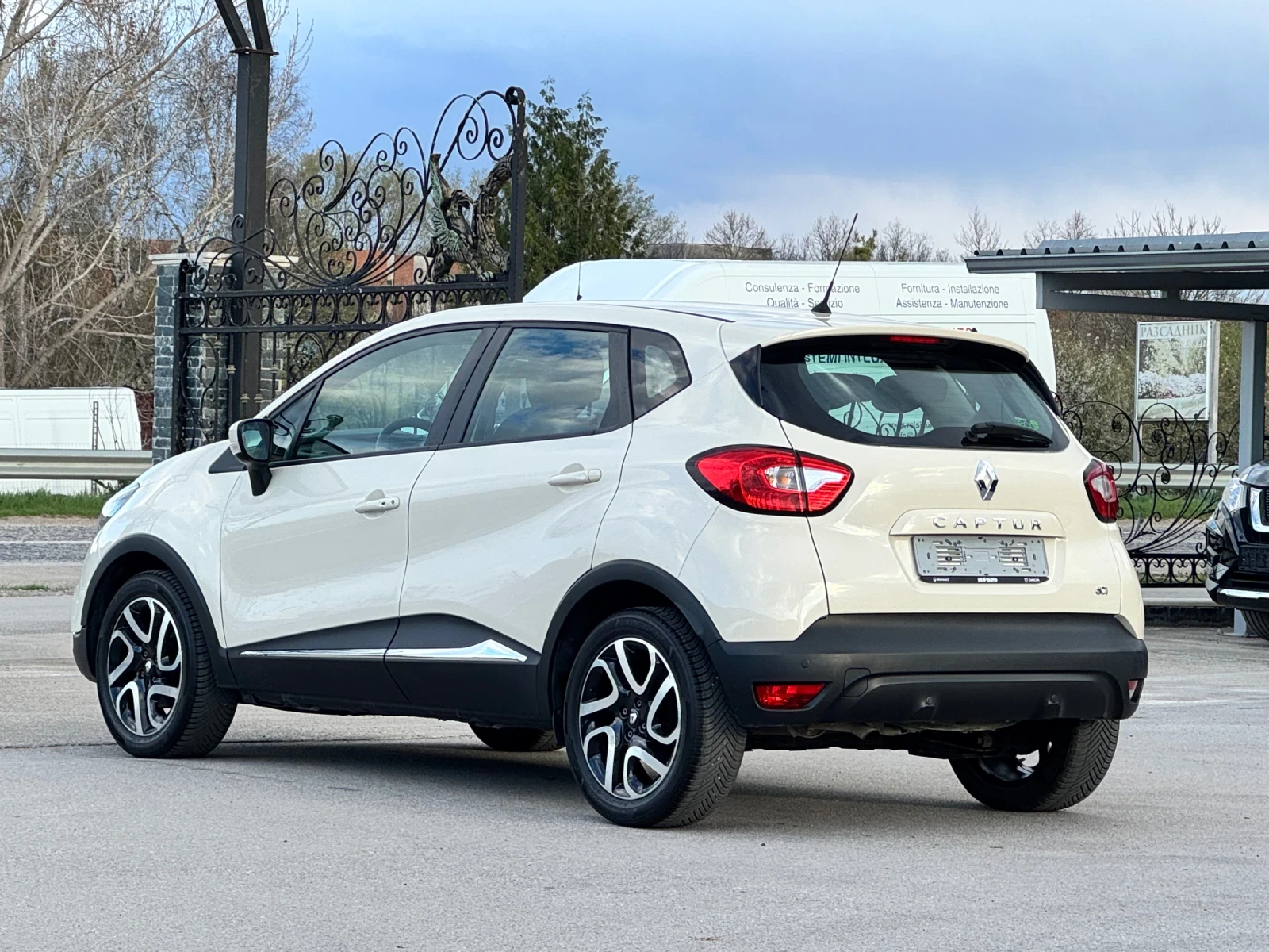Renault Captur 1.5DCI ������ | Mobile.bg � ����������� 11