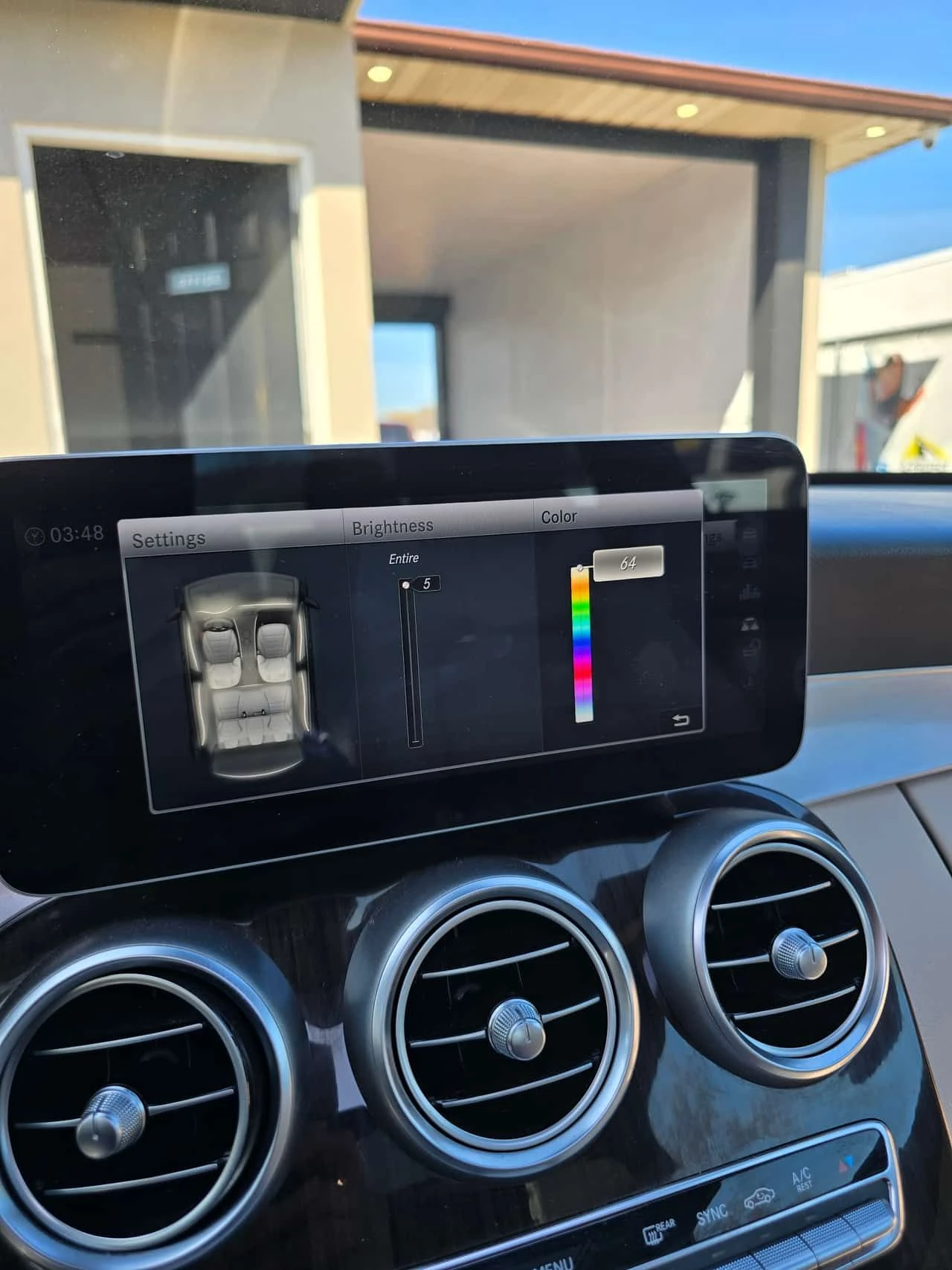 Mercedes-Benz C 300 ПОДГРЕВИ * ПАНО * KEYLESS * BURMESTER, снимка 14 - Автомобили и джипове - 54393793
