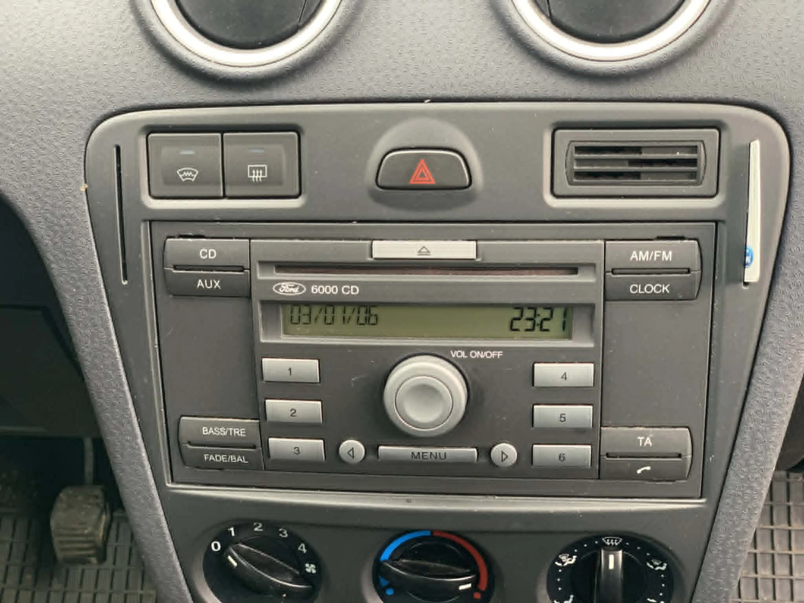 Peugeot 307 ЦЦ, снимка 4 - Автомобили и джипове - 54485479