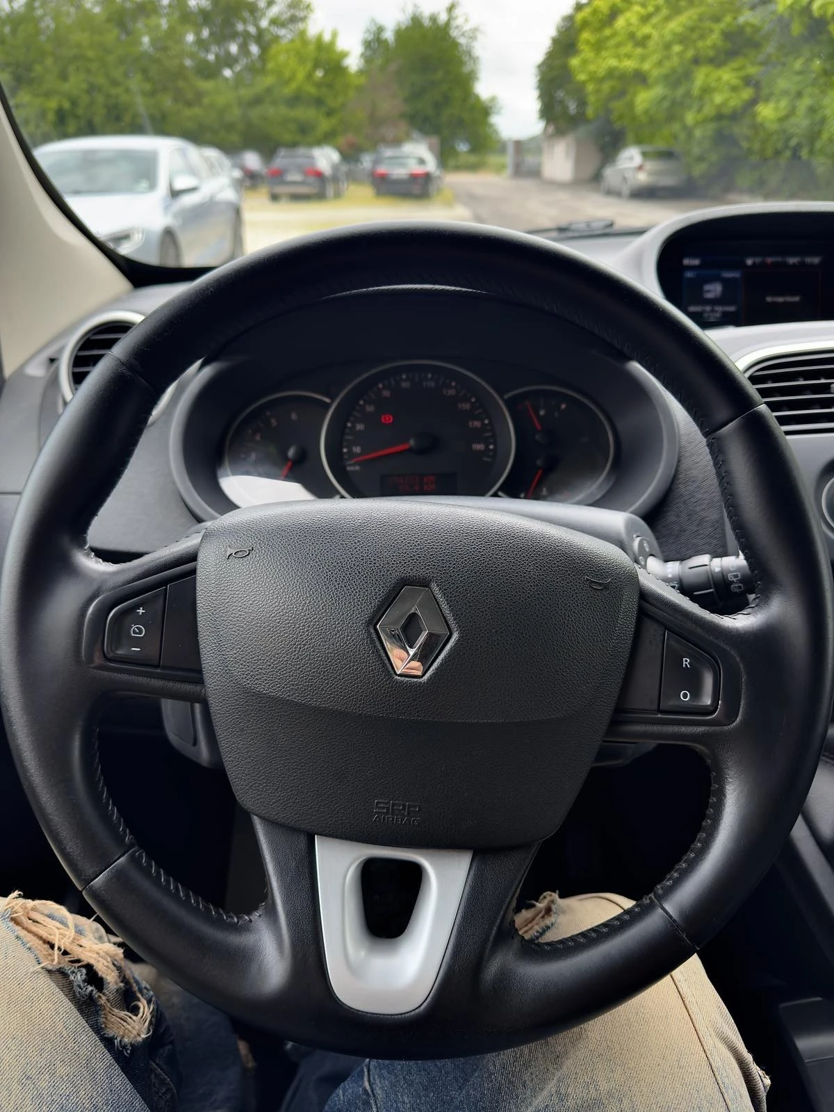 Renault Kangoo 1.5-DCI-90HP, снимка 10 - Автомобили и джипове - 54666005