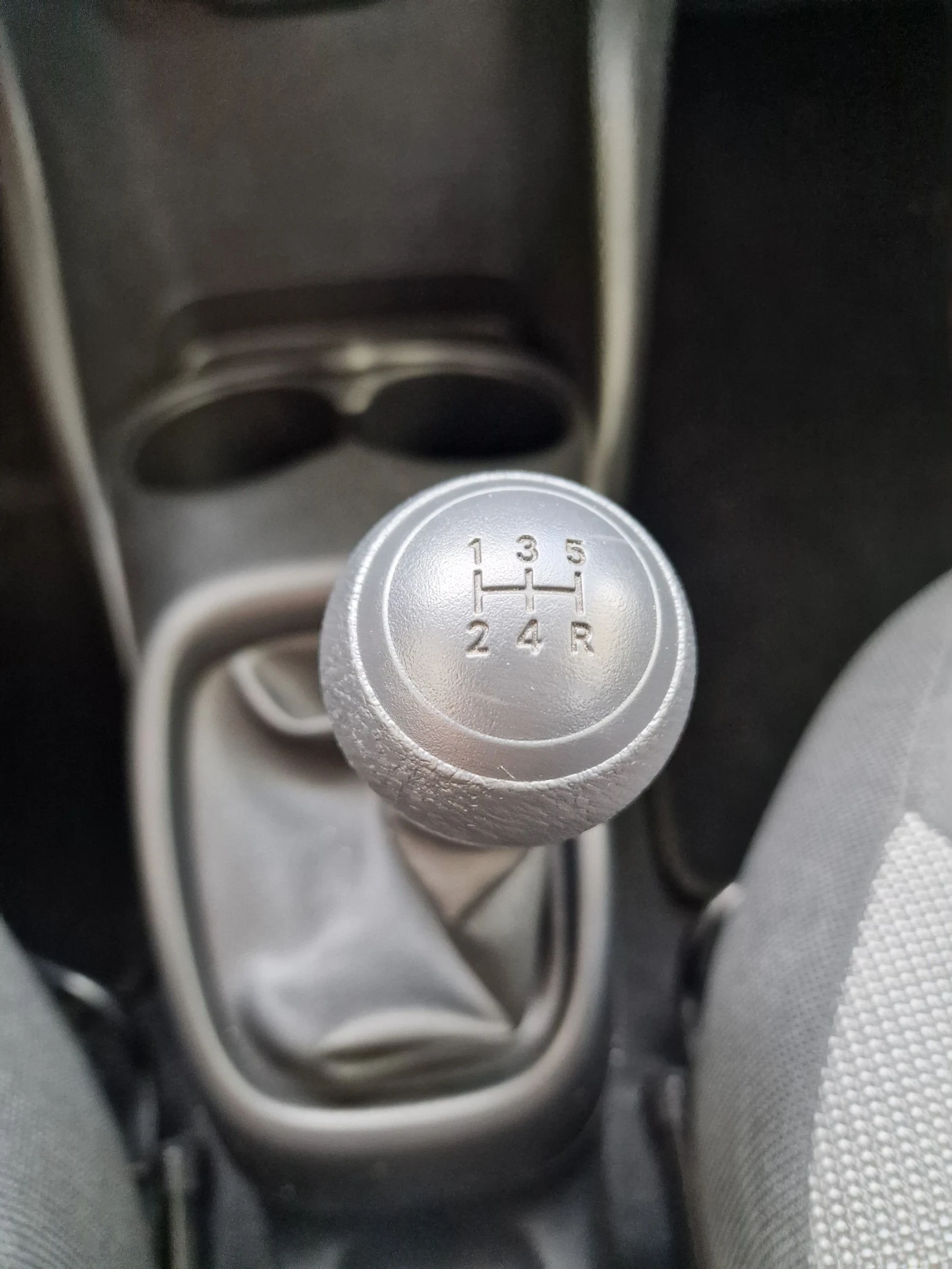 Toyota Aygo, снимка 12 - Автомобили и джипове - 54883134