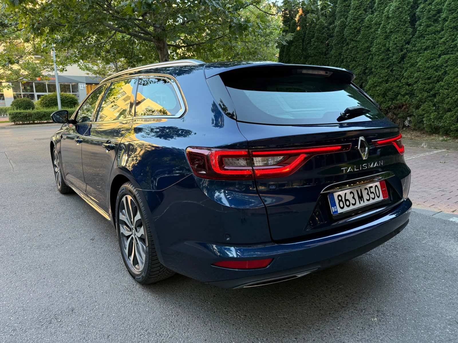 Renault Talisman 1.6 TCe 200к.с. 136х.км!LED, HuD, Massage, Swiss, снимка 3 - Автомобили и джипове - 55417638