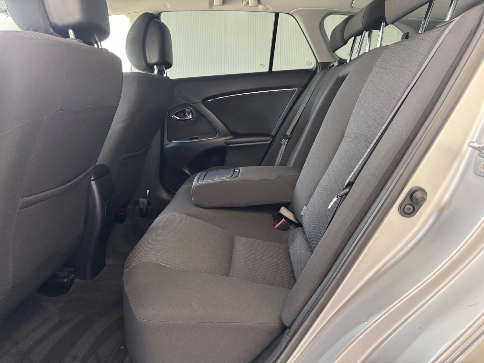 Toyota Avensis 1.8-BENZIN-GERMANY | Mobile.bg � ����������� 13