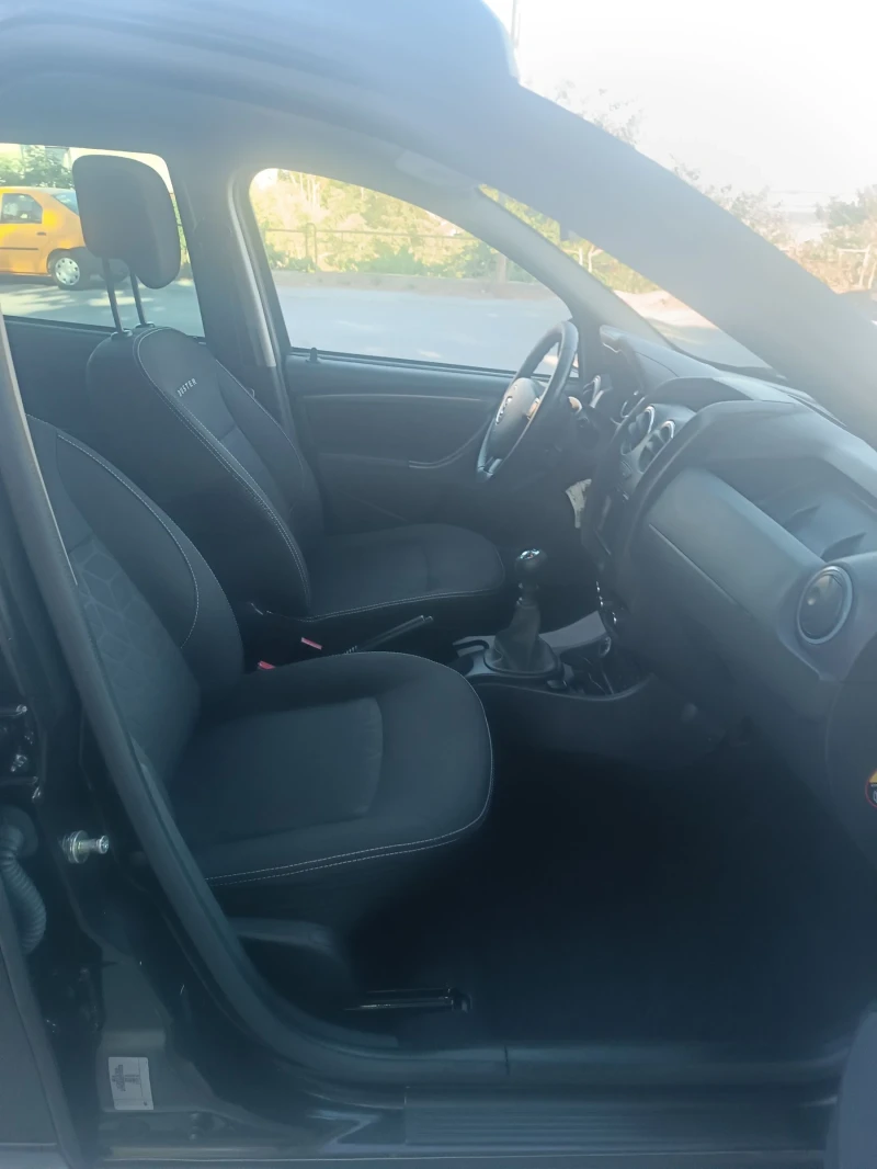 Dacia Duster 4х4, снимка 13 - Автомобили и джипове - 51374632