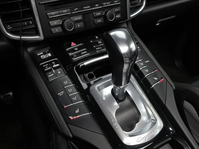 Porsche Cayenne 3.0 Diesel 958, снимка 9 - Автомобили и джипове - 55218660