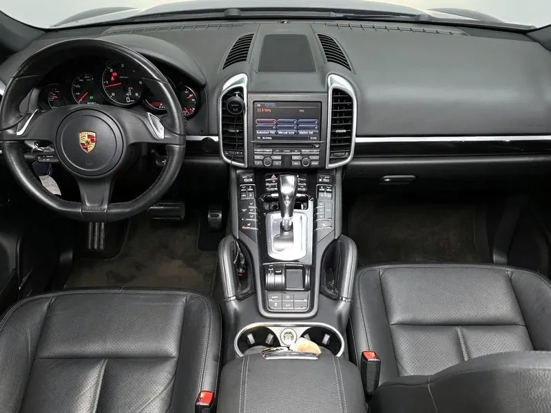 Porsche Cayenne 3.0 Diesel 958, снимка 7 - Автомобили и джипове - 55218660