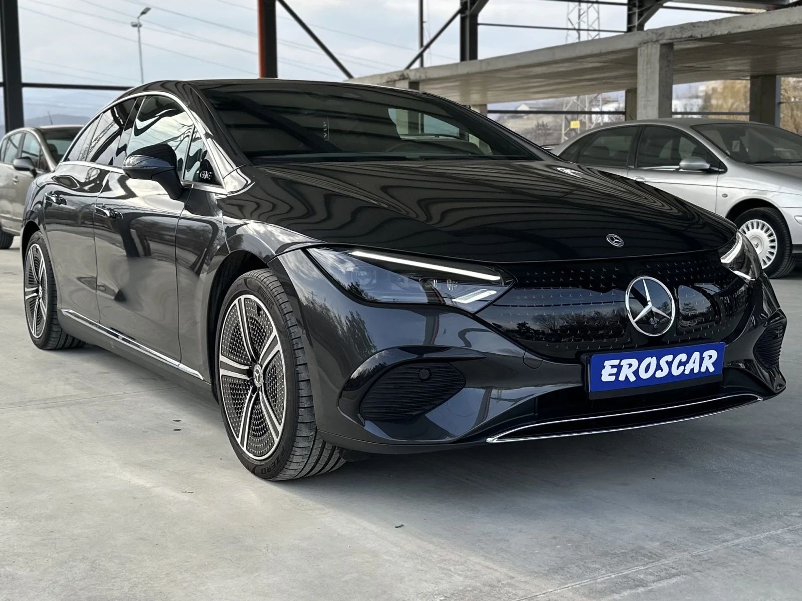 Mercedes-Benz EQE 350+ /Burmester/Led/Full - изображение 3