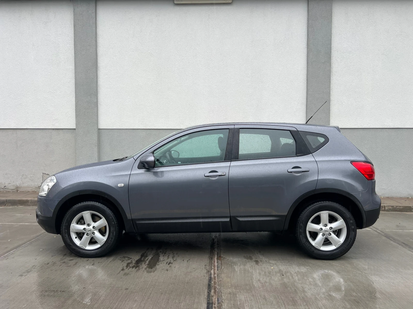 Nissan Qashqai 2.0 LPG* 4x4* Automatic*  - изображение 3
