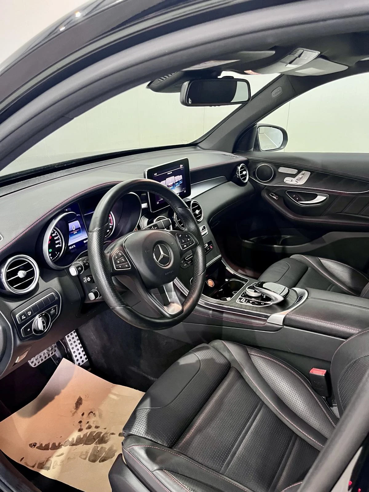 Mercedes-Benz GLC 43 AMG Night Package - изображение 9