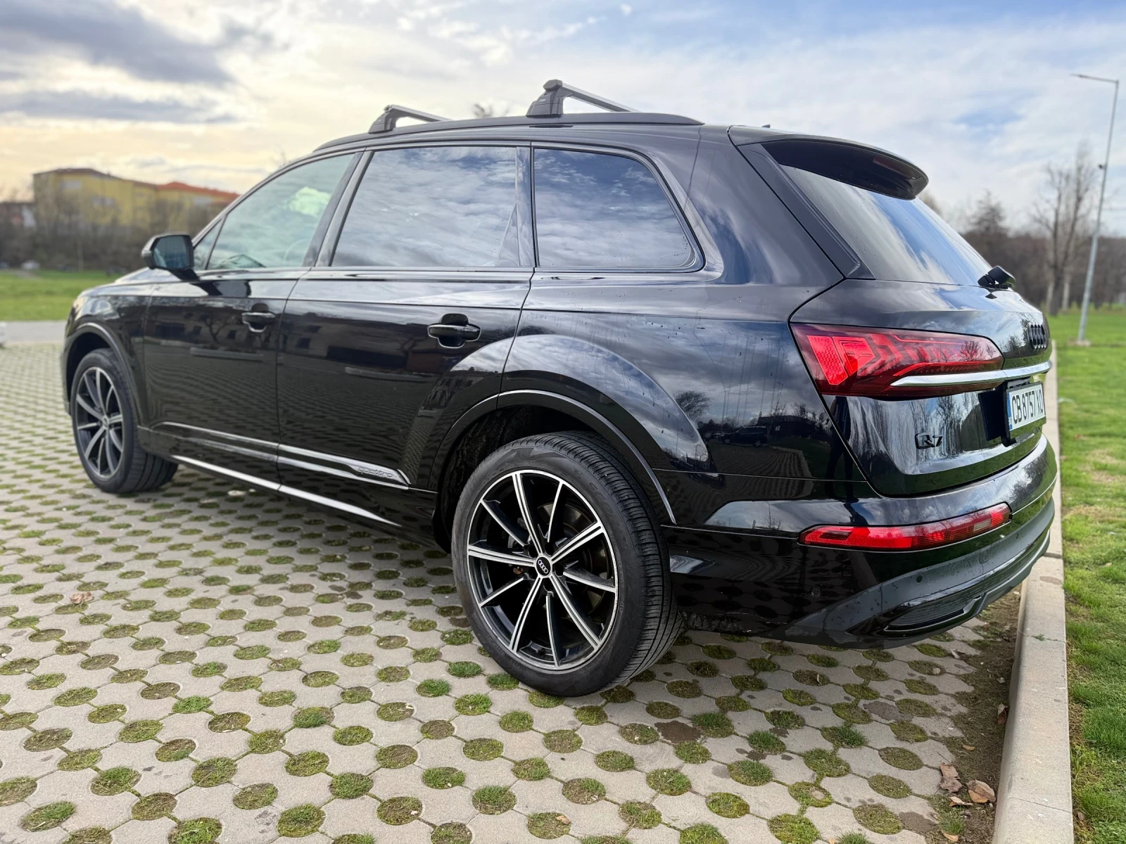 Audi Q7 55 TFSI 3.0Т - изображение 7