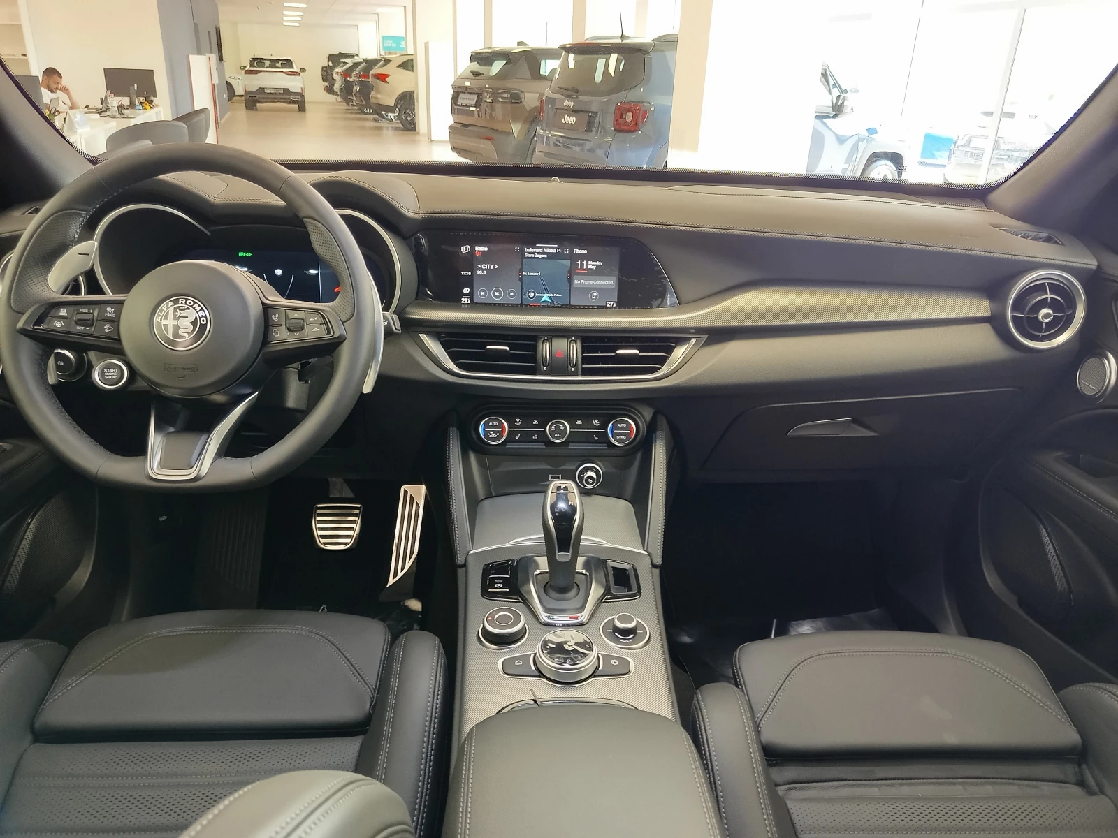 Alfa Romeo Stelvio Veloce 2.0 Petrol 280 hp AT8 Q4, снимка 10 - Автомобили и джипове - 54514715