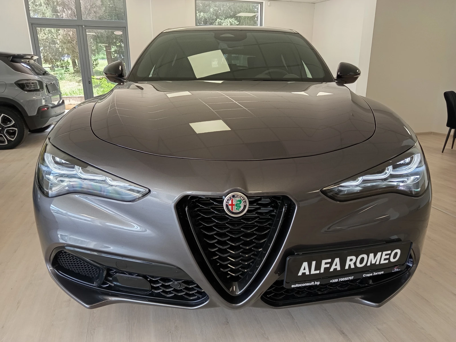 Alfa Romeo Stelvio Veloce 2.0 Petrol 280 hp AT8 Q4, снимка 2 - Автомобили и джипове - 54514715