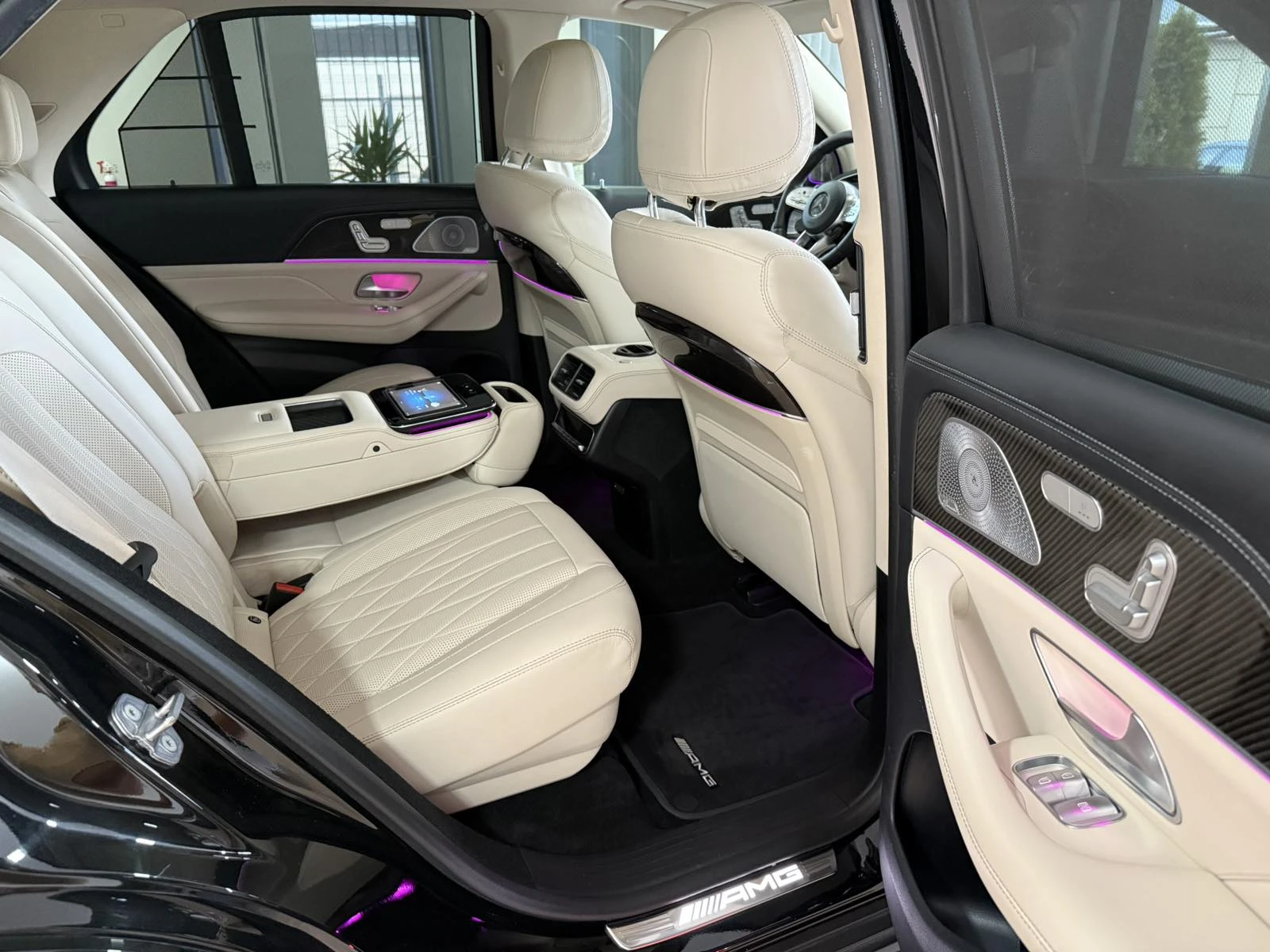 Mercedes-Benz GLE 53 4MATIC AMG, снимка 11 - Автомобили и джипове - 54884572