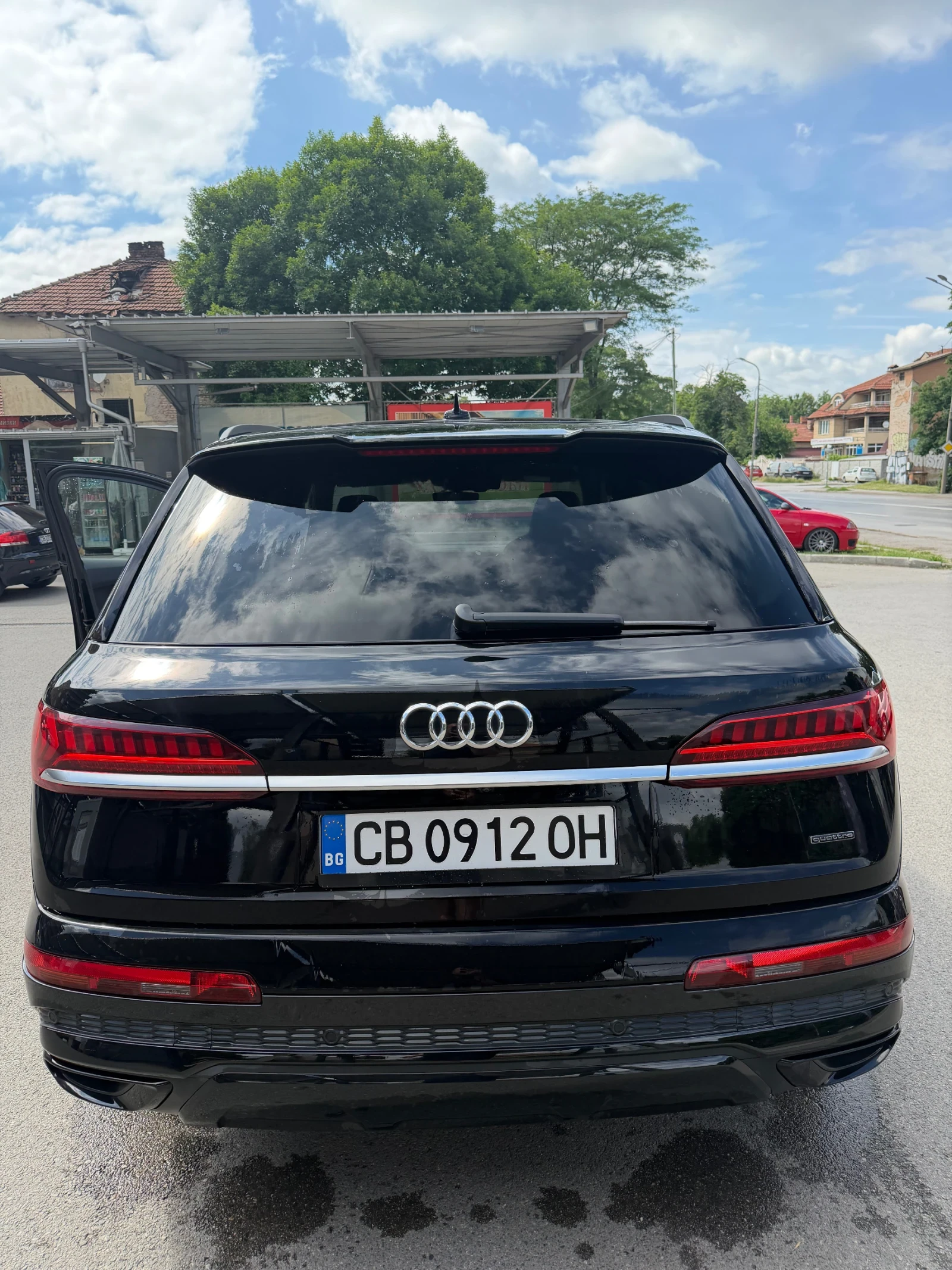 Audi Q7 ПЕРФЕКТНО СЪСТОЯНИЕ НАПЪЛНО ОБСУЖЕНА ФУЛ ЕКСТРИИИИ, снимка 5 - Автомобили и джипове - 54885055
