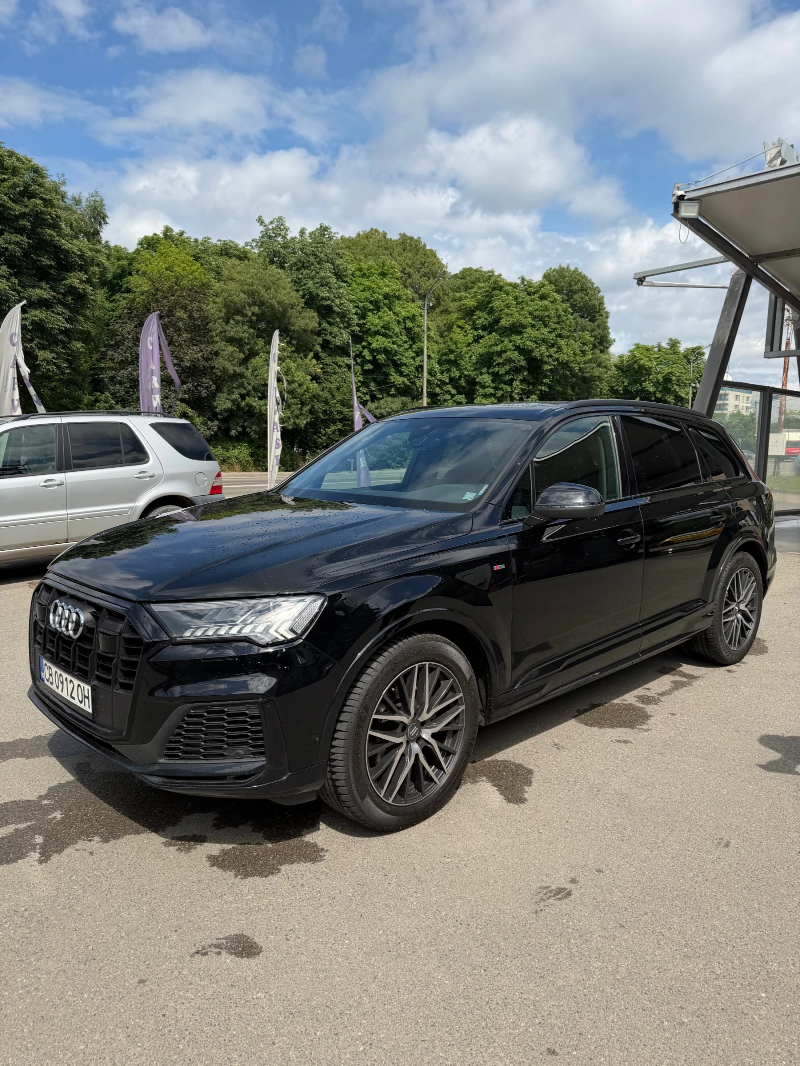 Audi Q7 ПЕРФЕКТНО СЪСТОЯНИЕ НАПЪЛНО ОБСУЖЕНА ФУЛ ЕКСТРИИИИ, снимка 3 - Автомобили и джипове - 54885055