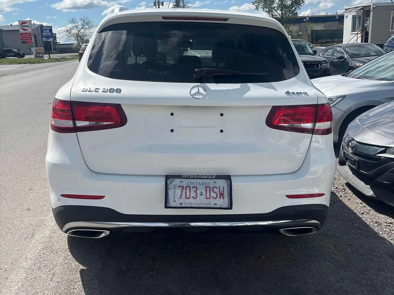 Mercedes-Benz GLC 300 4MATIC * AMG PACK* ПАНОРАМА* ПОДГРЕВИ* КАМЕРА* , снимка 5 - Автомобили и джипове - 55424370