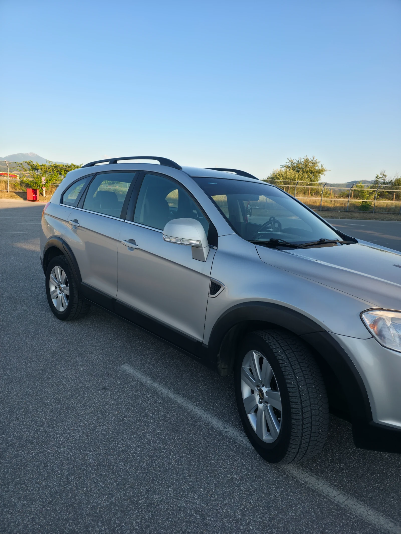 Chevrolet Captiva, снимка 3 - Автомобили и джипове - 55479817