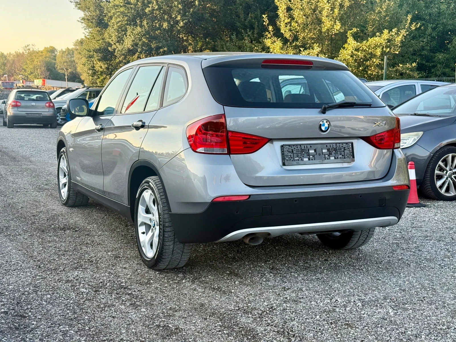 BMW X1 xDrive Автомат Обслужен, снимка 6 - Автомобили и джипове - 55494280