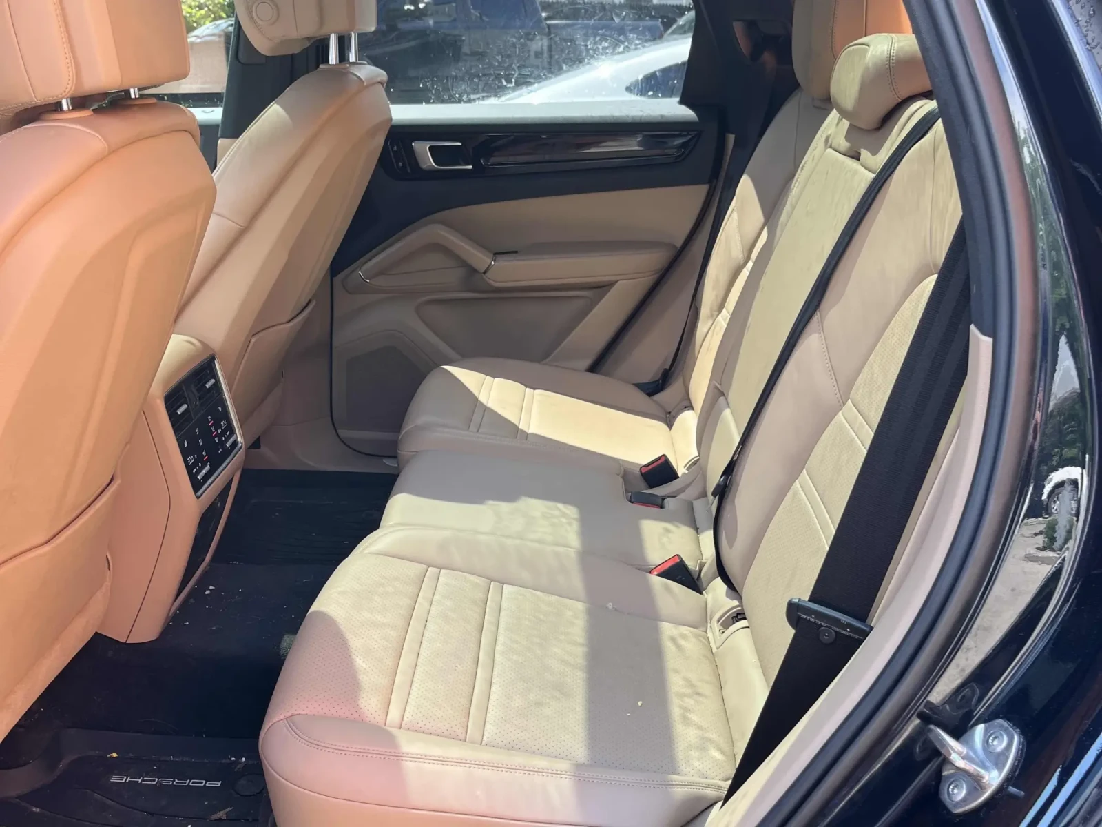 Porsche Cayenne 2019 | 3.0 V6 | 335 к.с. | 4x4 | 132.664 км, снимка 10 - Автомобили и джипове - 55742761