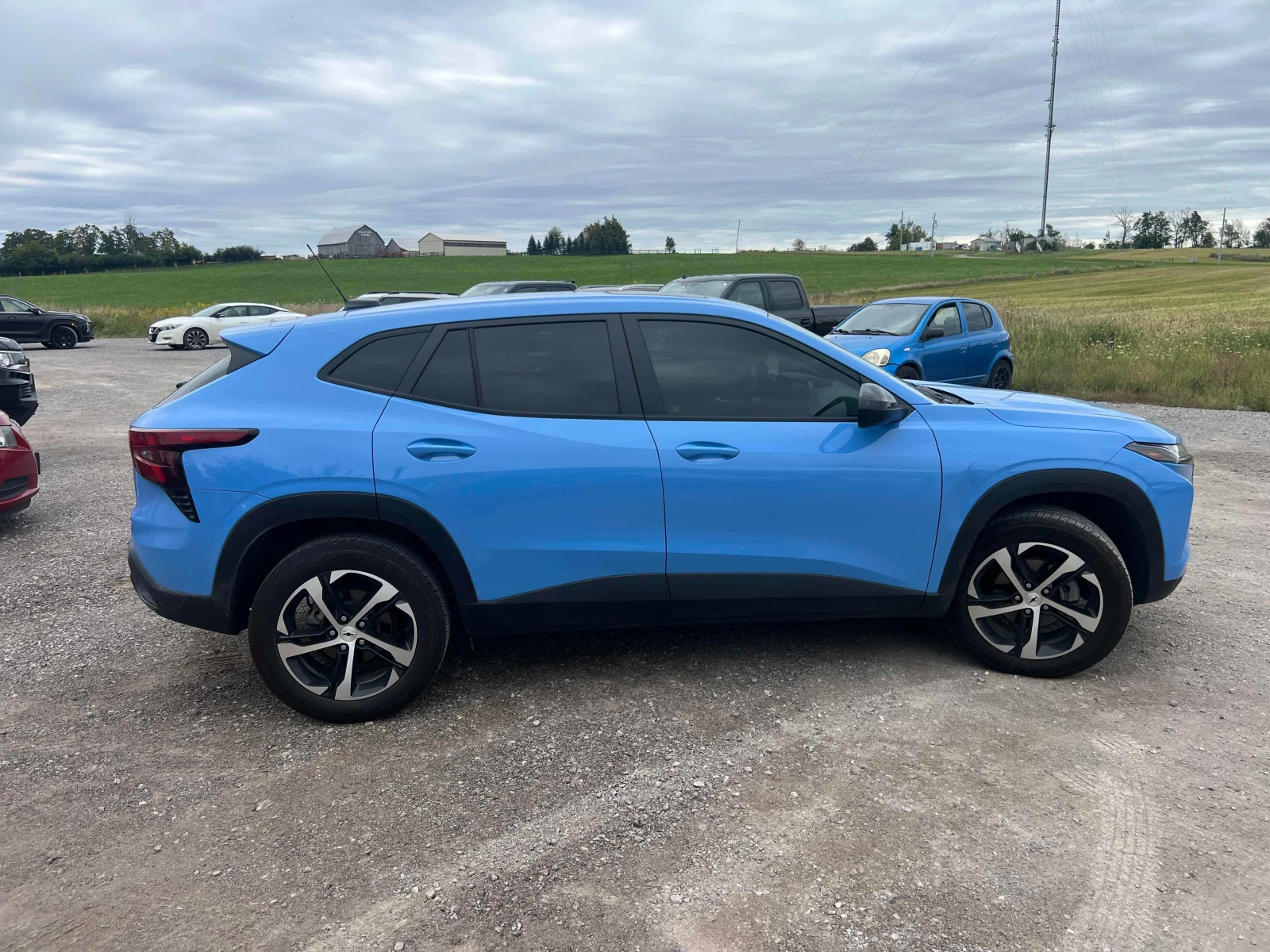 Chevrolet Trax * 1RS * АВТОКРЕДИТ БЕЗ ПЪРВОНАЧАЛНА ВНОСКА* , снимка 3 - Автомобили и джипове - 56128224