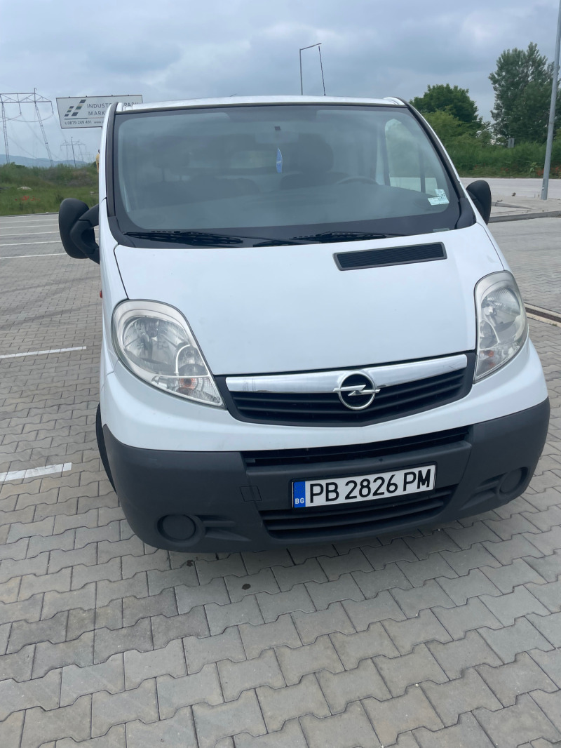 Opel Vivaro 2.0CDTI 115k.c., снимка 2 - Бусове и автобуси - 45846672