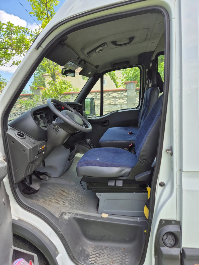 Iveco Daily, снимка 11 - Бусове и автобуси - 46344376