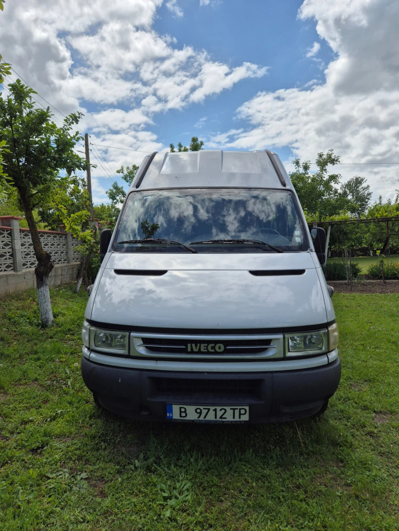 Iveco Daily, снимка 5 - Бусове и автобуси - 46344376