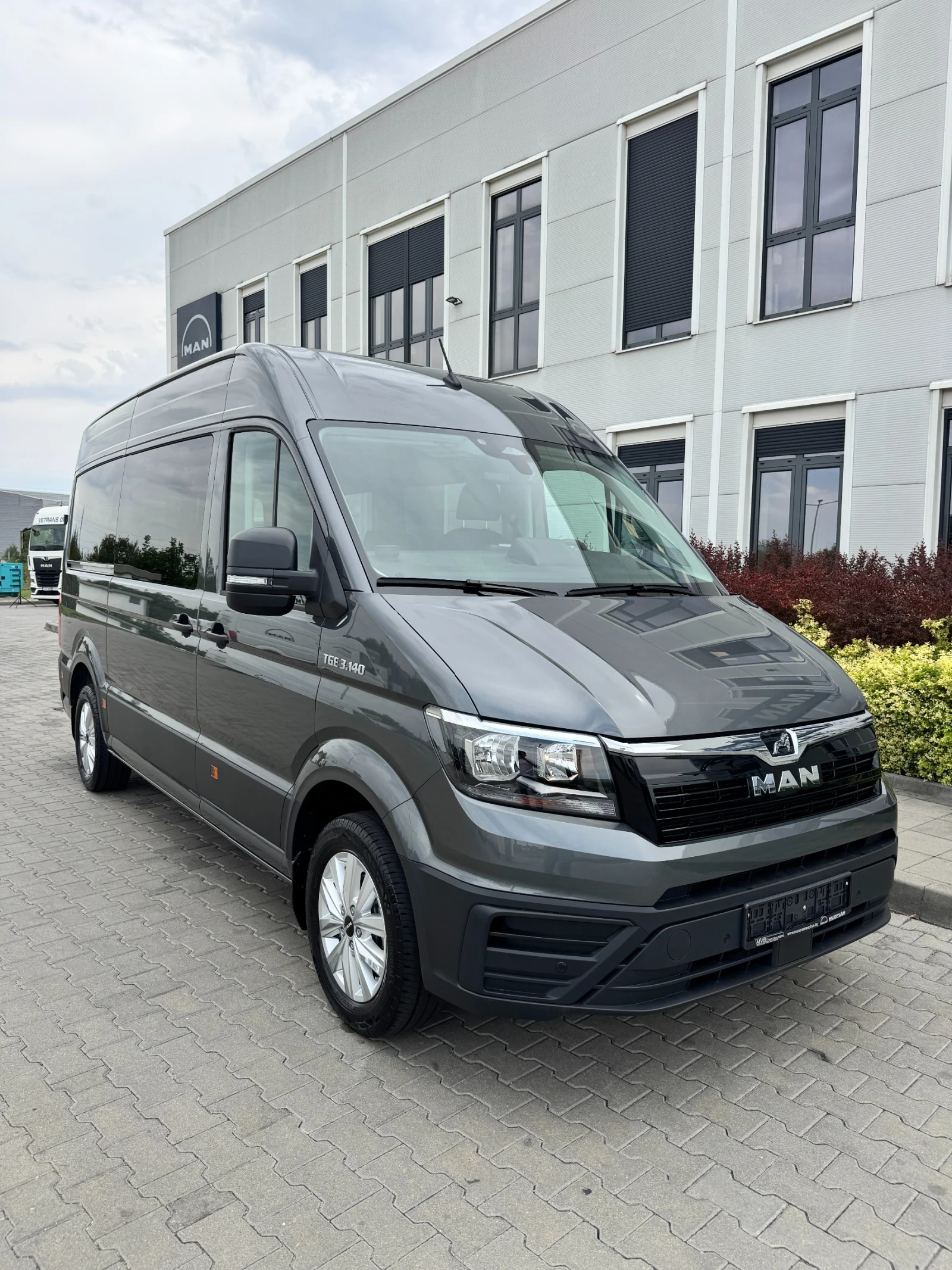 Man TGE 3.140 8+ 1 - изображение 3