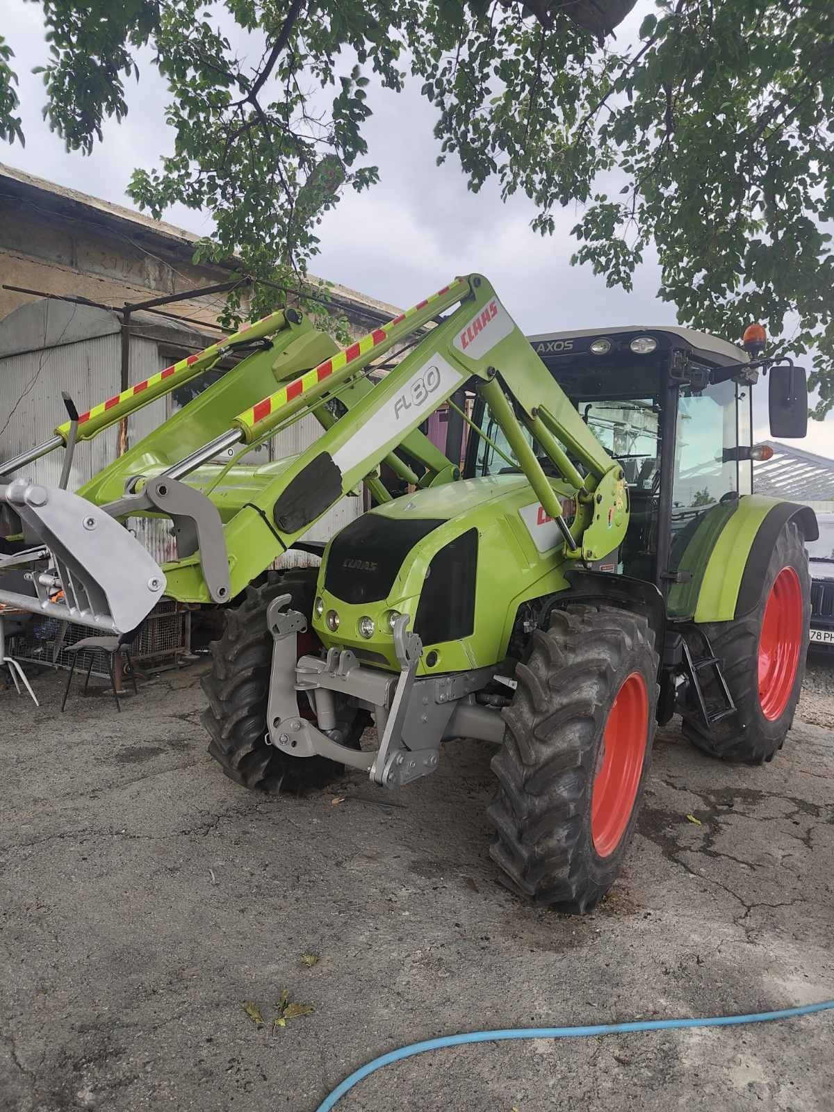 Трактор Claas Axos 340 - изображение 7