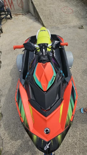 Джет Bombardier Sea Doo SPARK TRIX, снимка 3 - Воден транспорт - 52916005