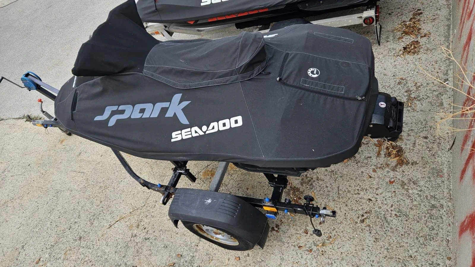 Джет Bombardier Sea Doo SPARK TRIX - изображение 7