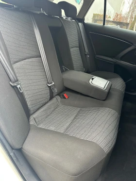 Toyota Avensis 2.0 D-4D * НАВИ* , снимка 13