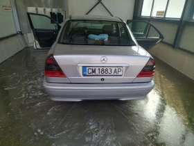 Mercedes-Benz 220, снимка 6