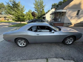 Dodge Challenger * SXT * CARFAX * ЦЕНА ДО БГ, снимка 3