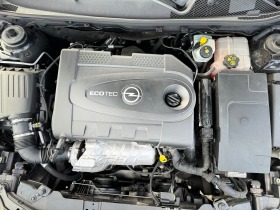 Opel Insignia 2.0.Автомат, снимка 15 - Автомобили и джипове - 44435525