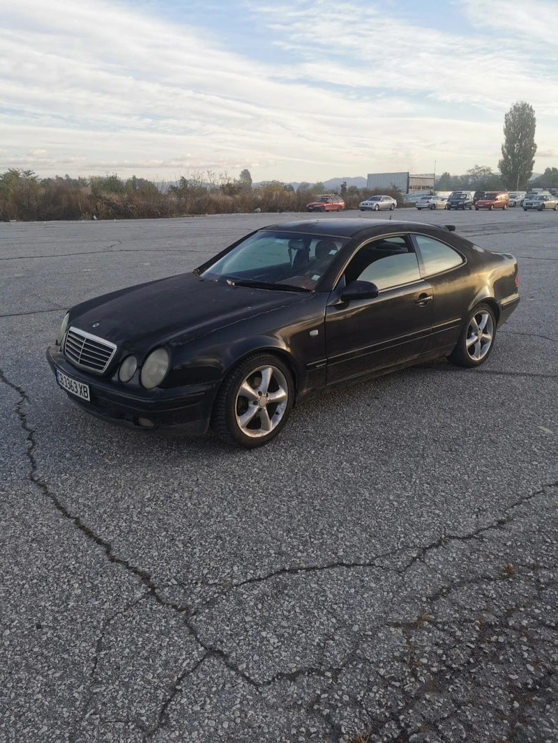 Mercedes-Benz CLK C 200, снимка 3 - Автомобили и джипове - 46669541