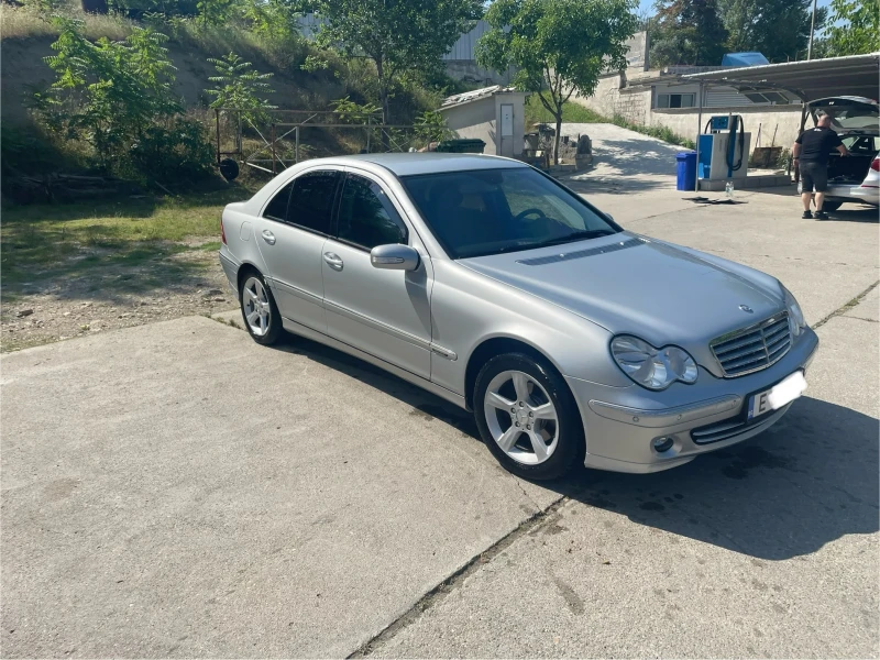 Mercedes-Benz C 180 W203 1.8 Компресор Elegance, снимка 5 - Автомобили и джипове - 47484353