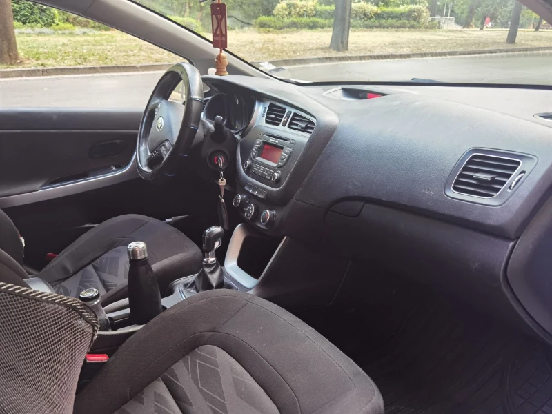 Kia Ceed Comfort, снимка 6 - Автомобили и джипове - 47491416