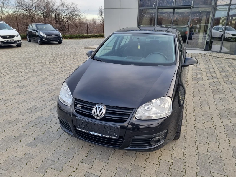 VW Golf 1.6 ГАЗ / ОБСЛУЖЕН, снимка 3 - Автомобили и джипове - 53077760