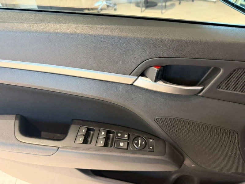 Hyundai Elantra * SEL, Value Edition & Limited * CARFAX * ЦЕНА ДО , снимка 11 - Автомобили и джипове - 53110803