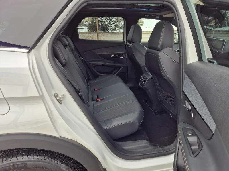 Peugeot 3008 GT Line 1.6i 180кс, снимка 10 - Автомобили и джипове - 53340138