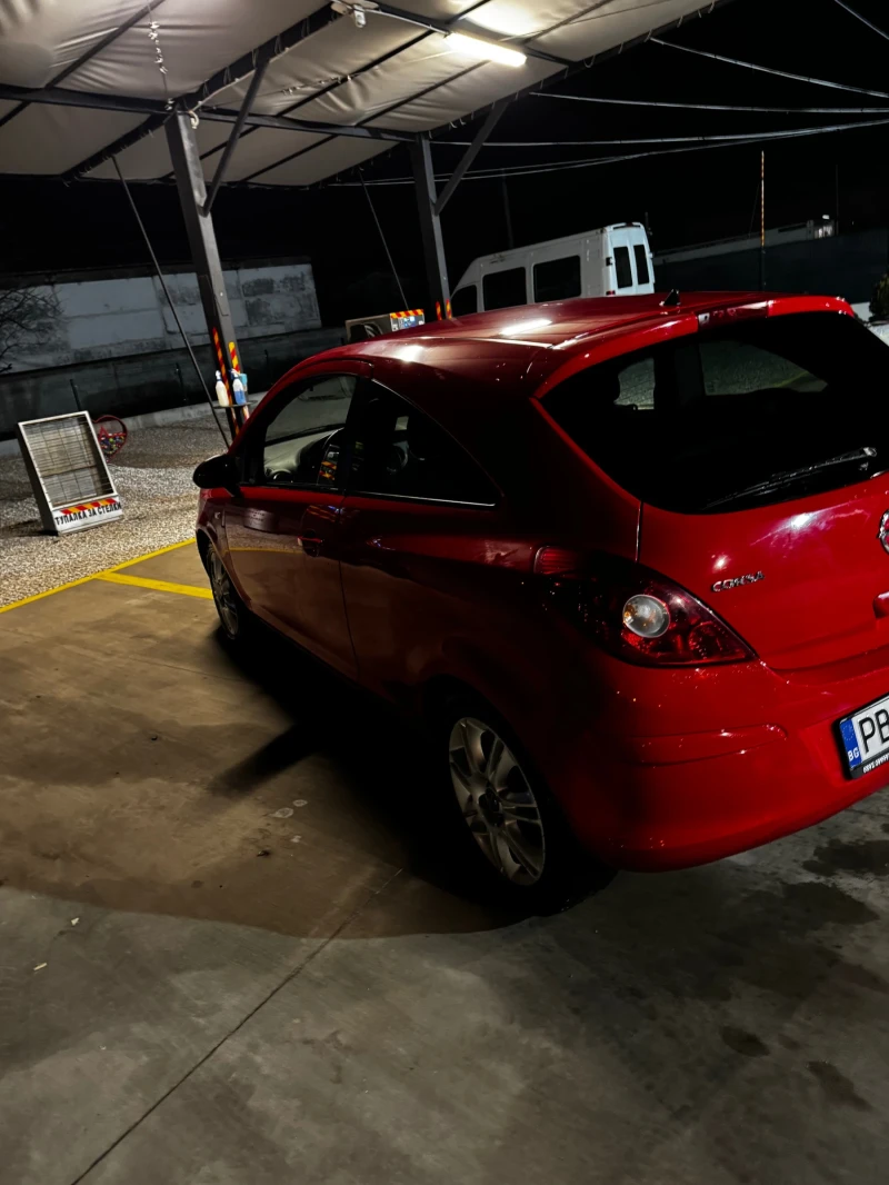 Opel Corsa 1.2 бензин/фабрична газ, снимка 4 - Автомобили и джипове - 53396641