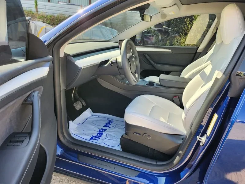 Tesla Model Y RWD | PANO* �������*  | Mobile.bg � ����������� 7