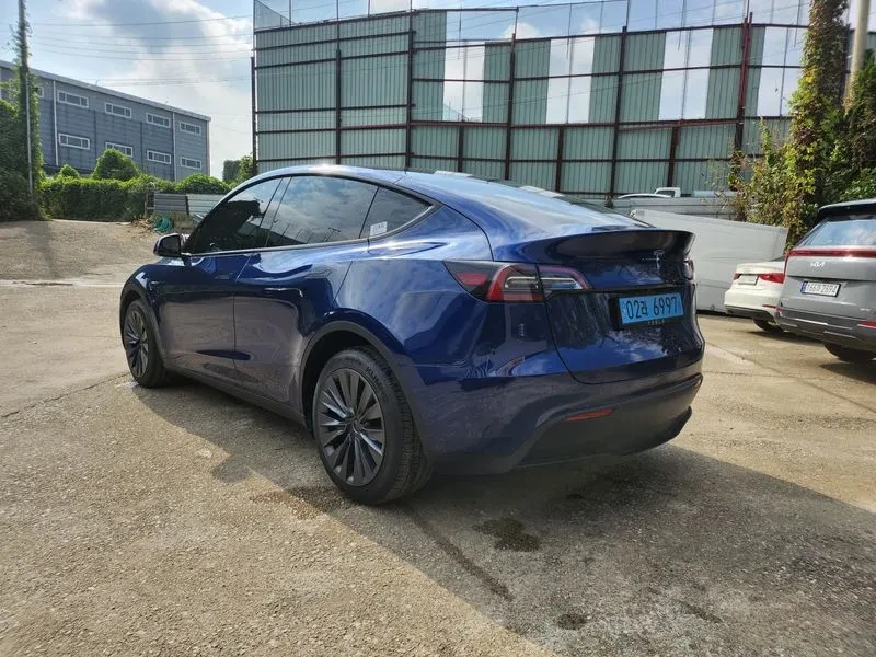 Tesla Model Y RWD | PANO* �������*  | Mobile.bg � ����������� 2