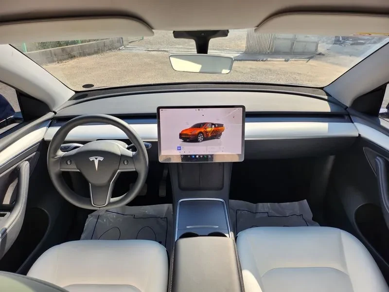 Tesla Model Y RWD | PANO* �������*  | Mobile.bg � ����������� 8