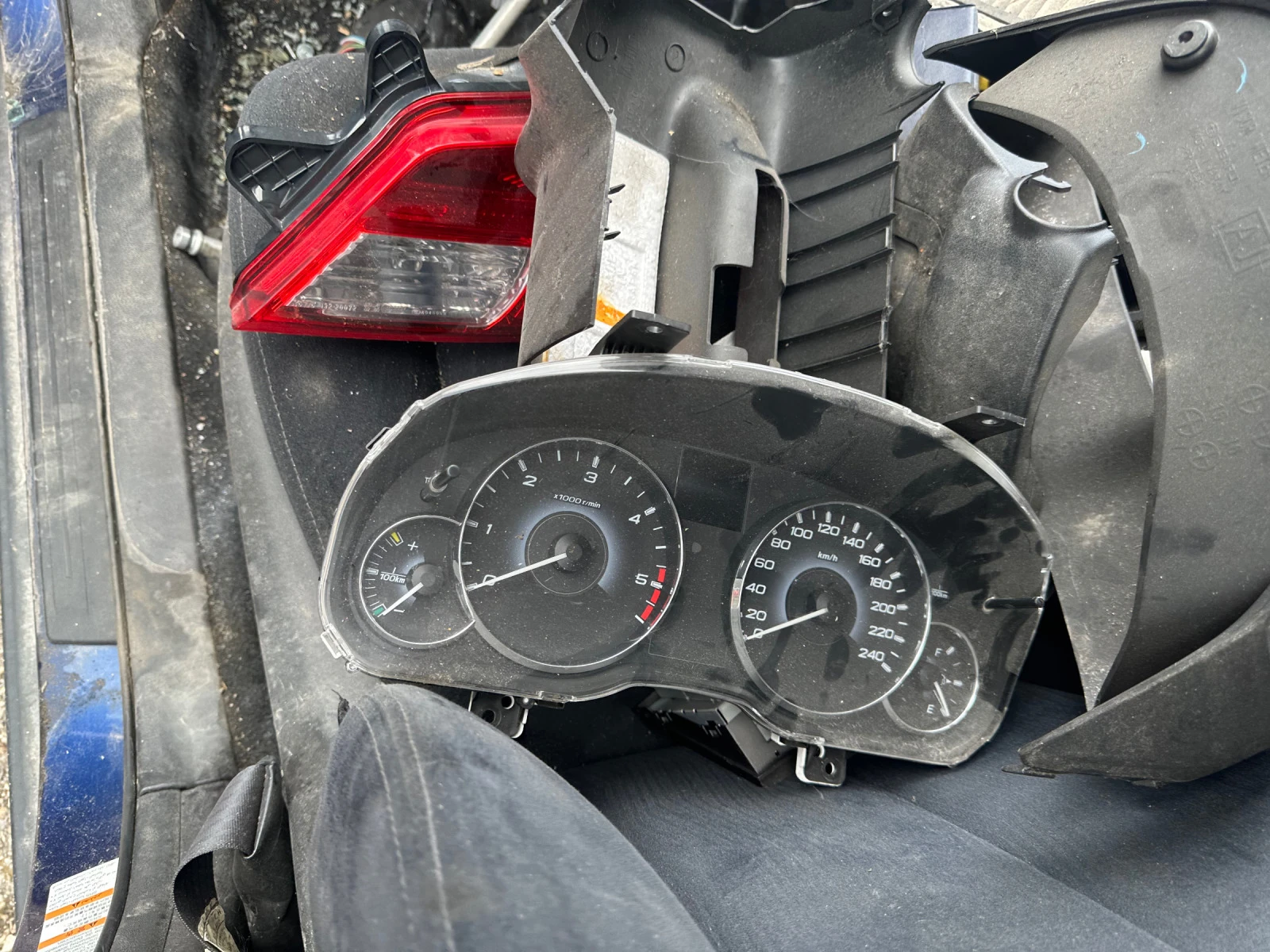 Subaru Legacy boxer 2.0d  | Mobile.bg — изображение 11