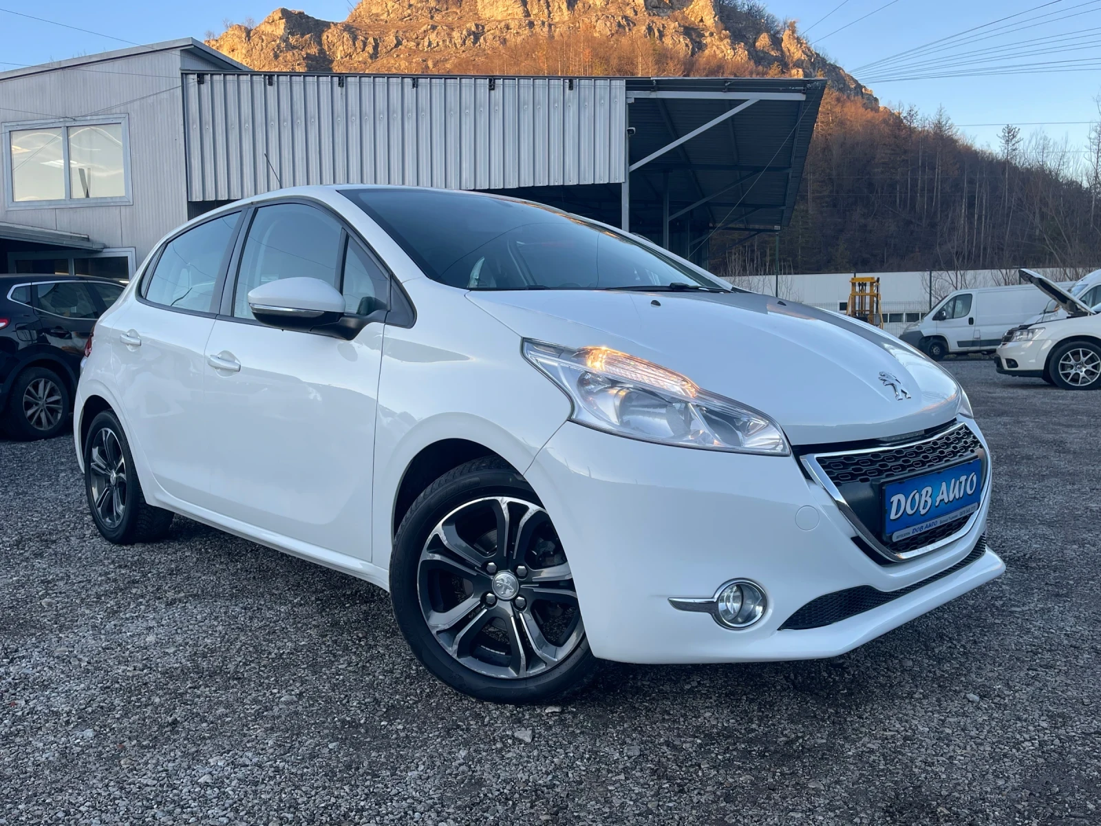 Peugeot 208 1.4HDI-EURO5B-ACTIVE - изображение 7