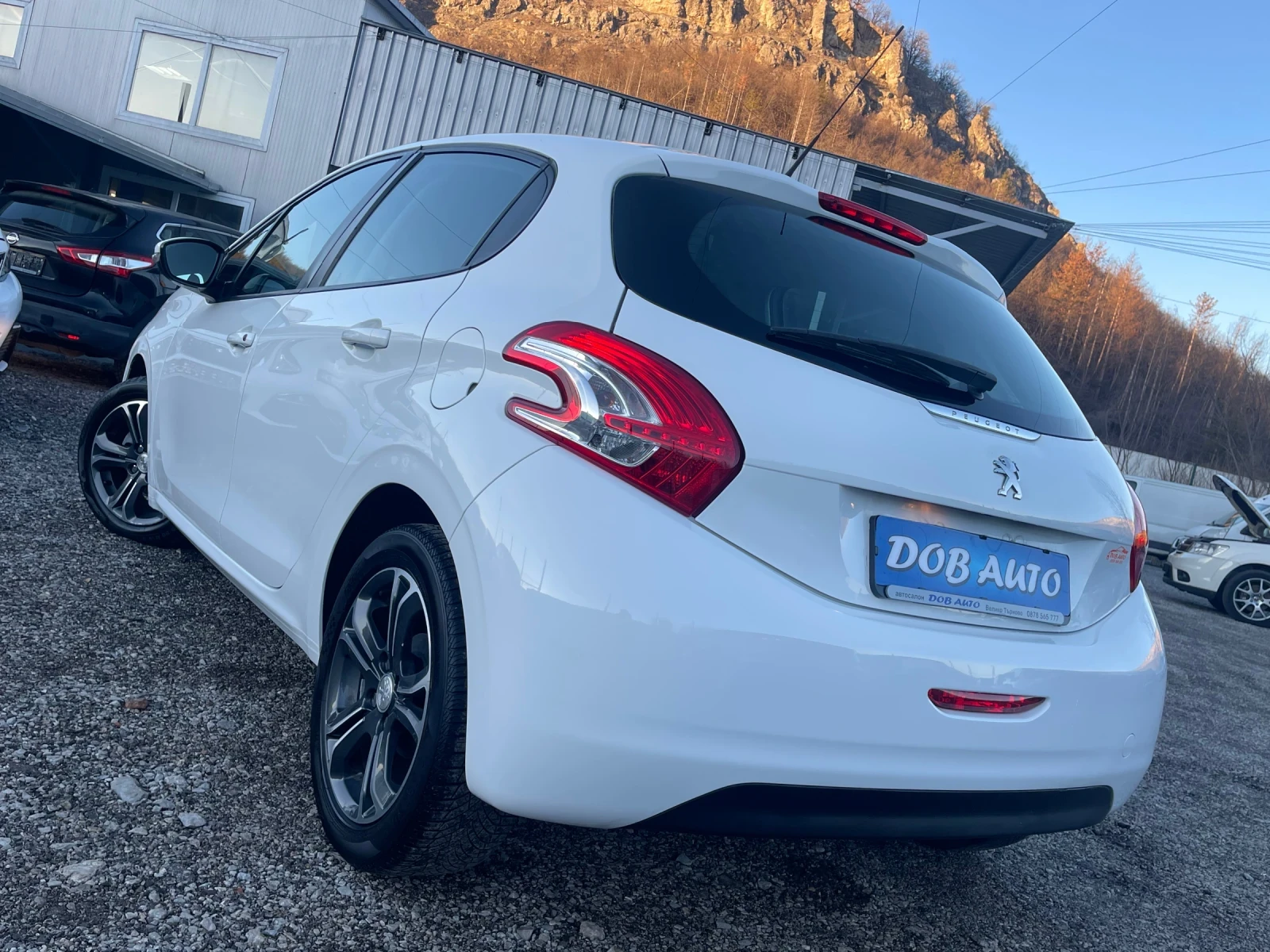 Peugeot 208 1.4HDI-EURO5B-ACTIVE - изображение 3